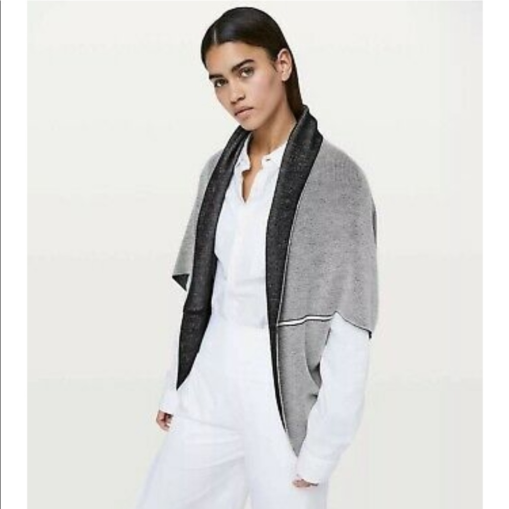 LULULEMON ATHLETICA 🔥 RARE 🔥 Exaltation Wrap